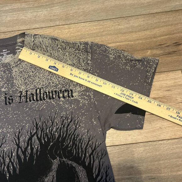 The Nightmare Before Christmas Every Day is Halloween Adult LARGE Graphic 2019 - Picture 6 of 9